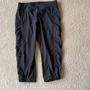 Athleta Capri pant